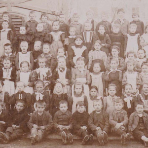 Schulklasse im ersten Weltkrieg