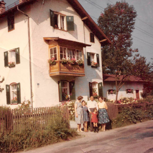 Loinger-Haus, Heimat von Veronika