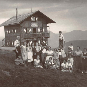 Wörgler Skihütte, 1928, am Markbachjoch, jetzt Rübezahlhütte