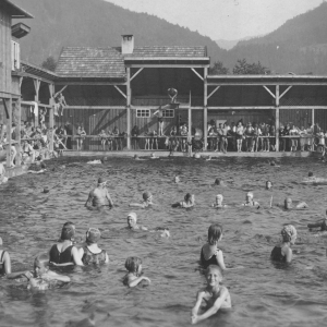 Schwimmbad in der Augasse, ca. 1936