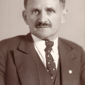 Michael Unterguggenberger, Bundesbahn Revident, Bürgermeister vom 12.12.1931 - 1934.  